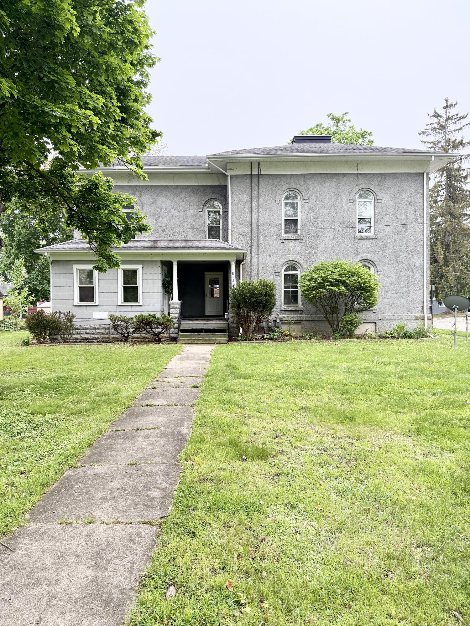 Listing image 1