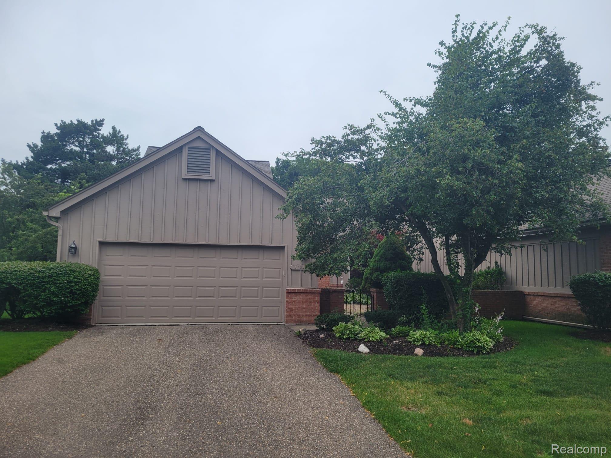 37638 Russett Drive