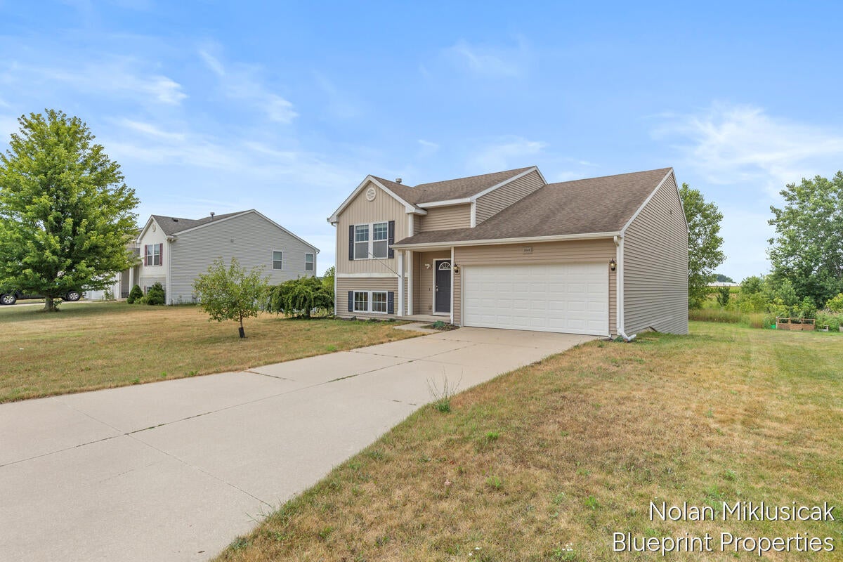1840 Greenview Court