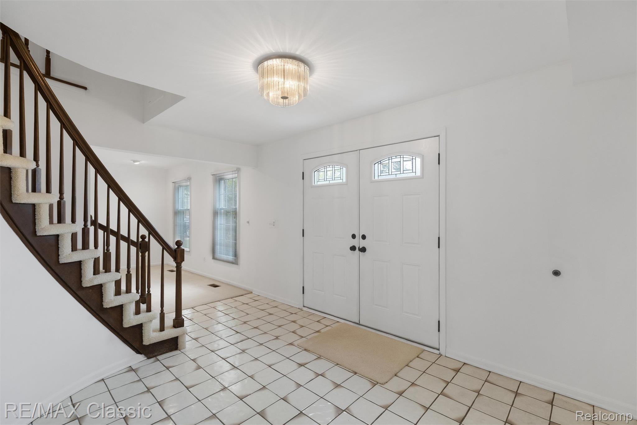 36953 Fox Glen