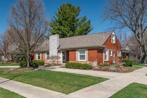 1040 N Renaud Road Grosse Pointe Woods City MI 48236