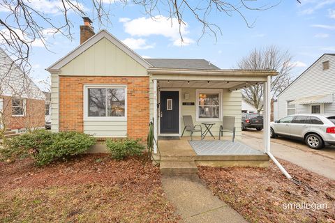 1811 Fremont Avenue NW Grand Rapids City MI 49504