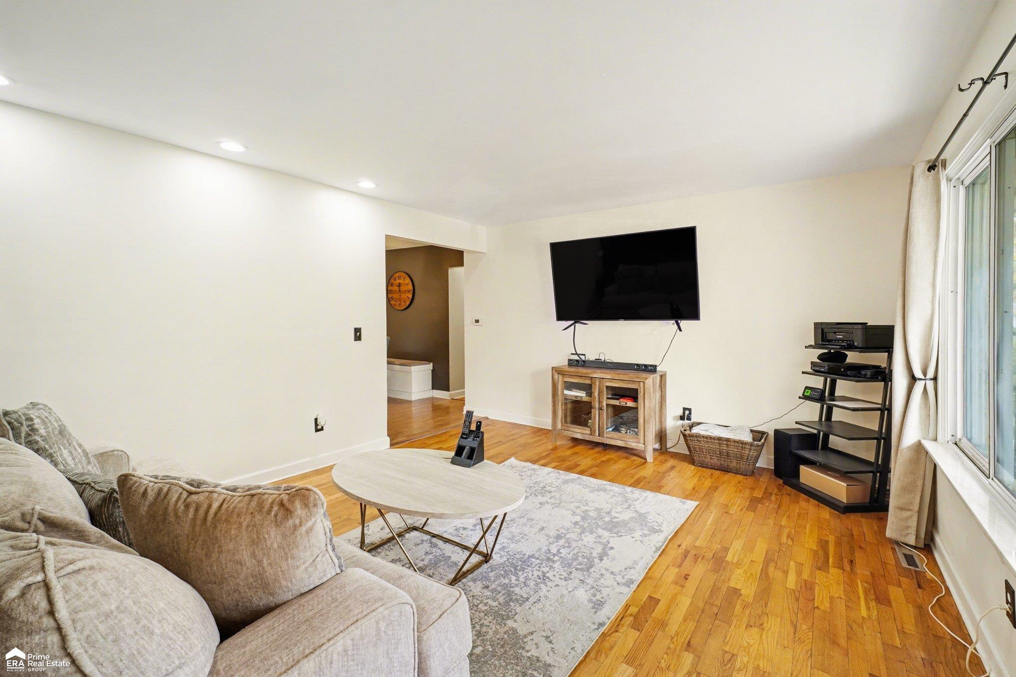 1384 Williamsburg Road