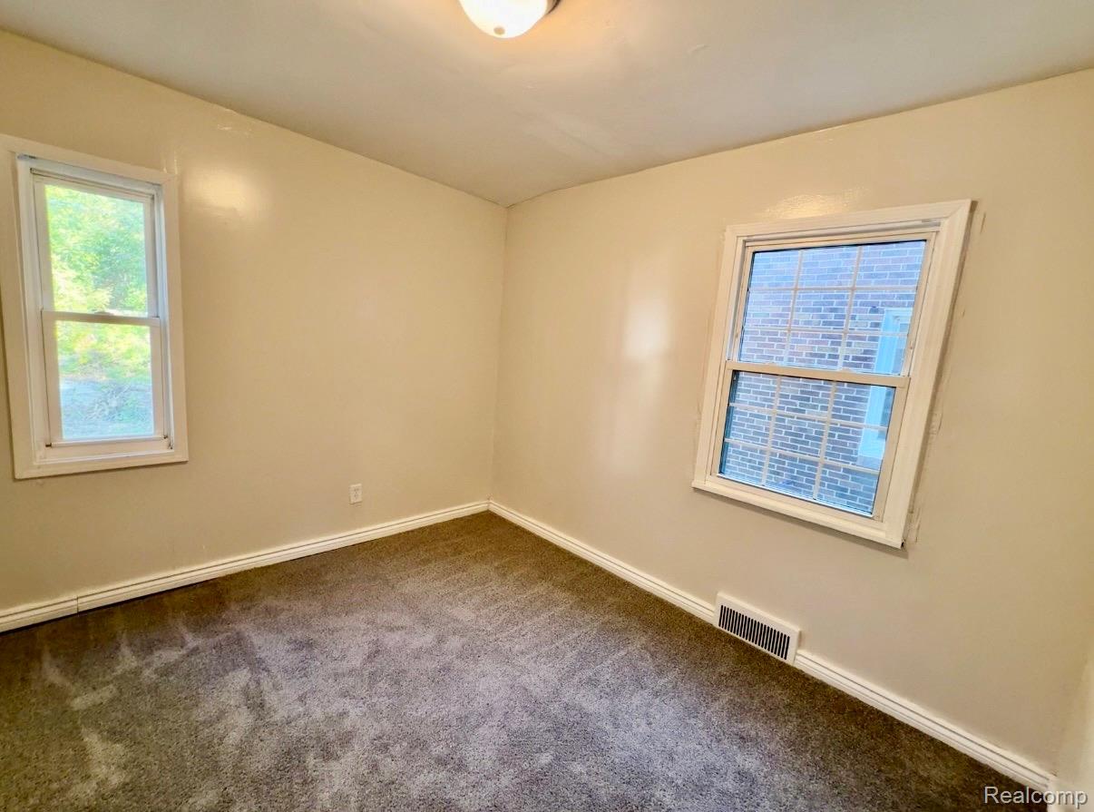 Detroit City, Michigan 48224, United States, 3 Bedrooms Bedrooms, ,1 BathroomBathrooms,Residential,Active,223000