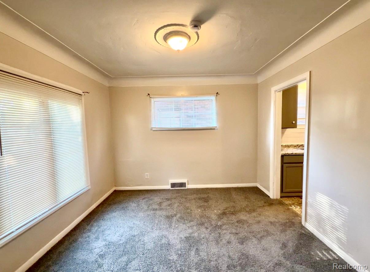 Detroit City, Michigan 48224, United States, 3 Bedrooms Bedrooms, ,1 BathroomBathrooms,Residential,Active,223000