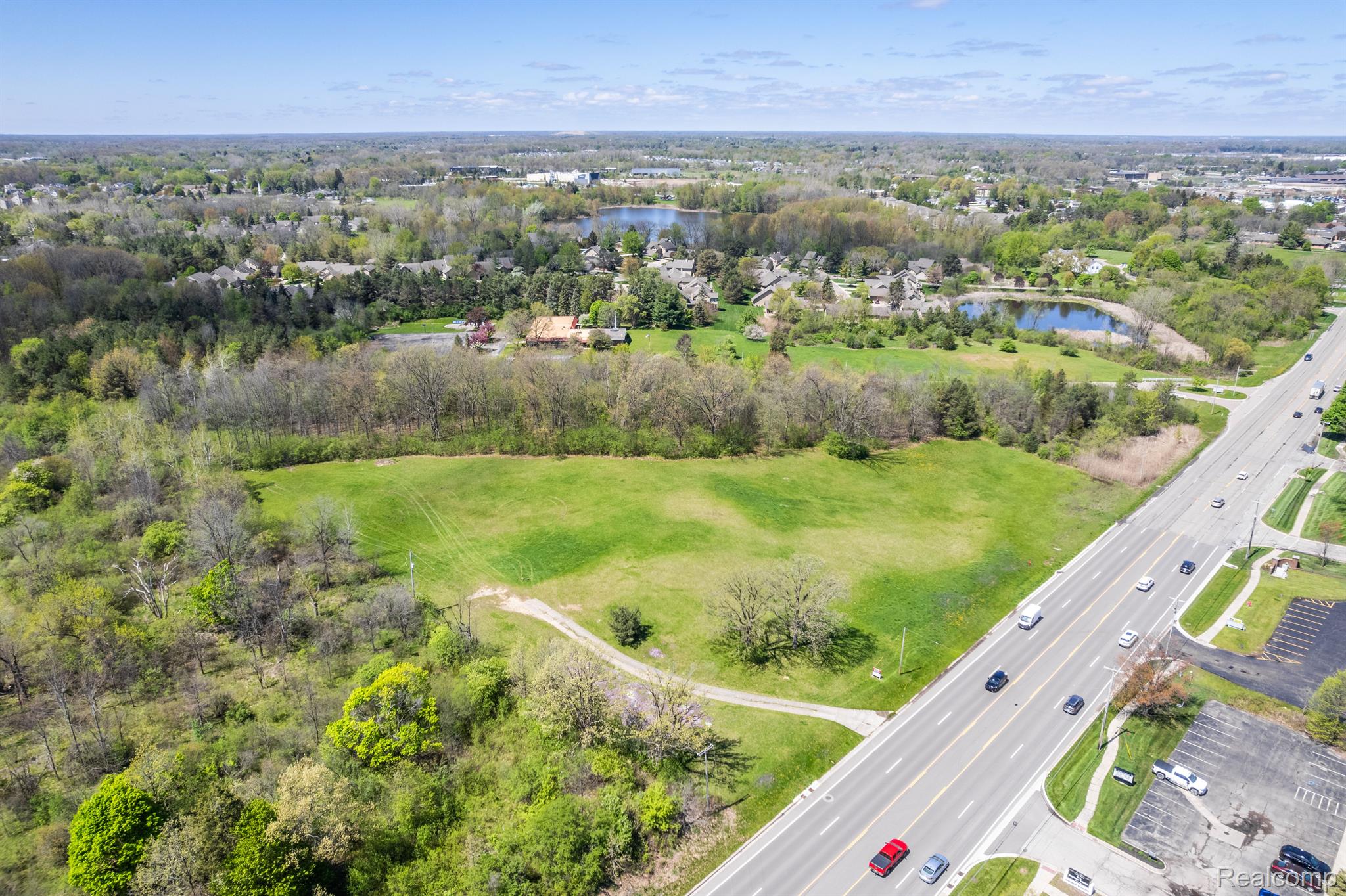 8152 S SAGINAW Street