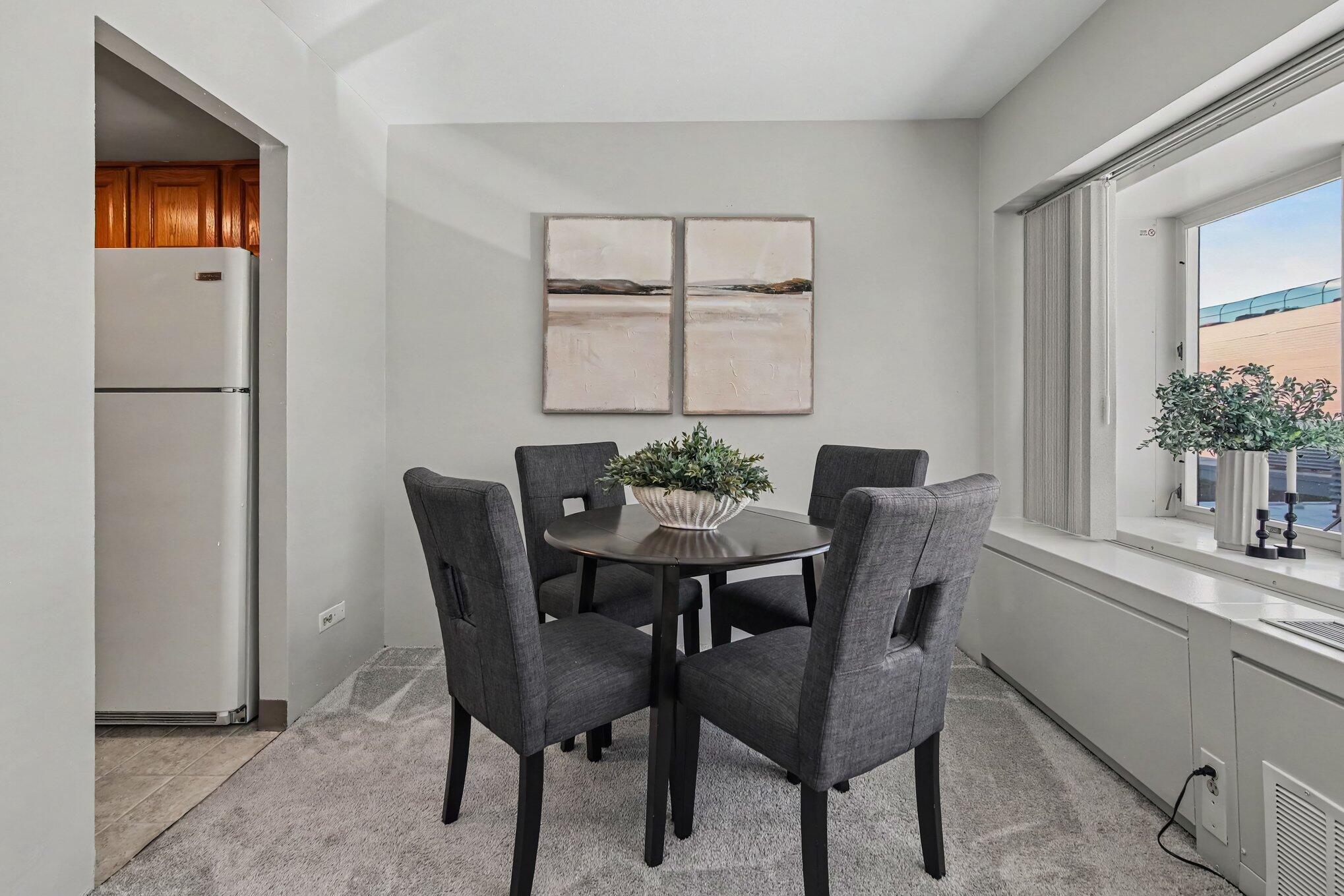 555 E William Street 2i