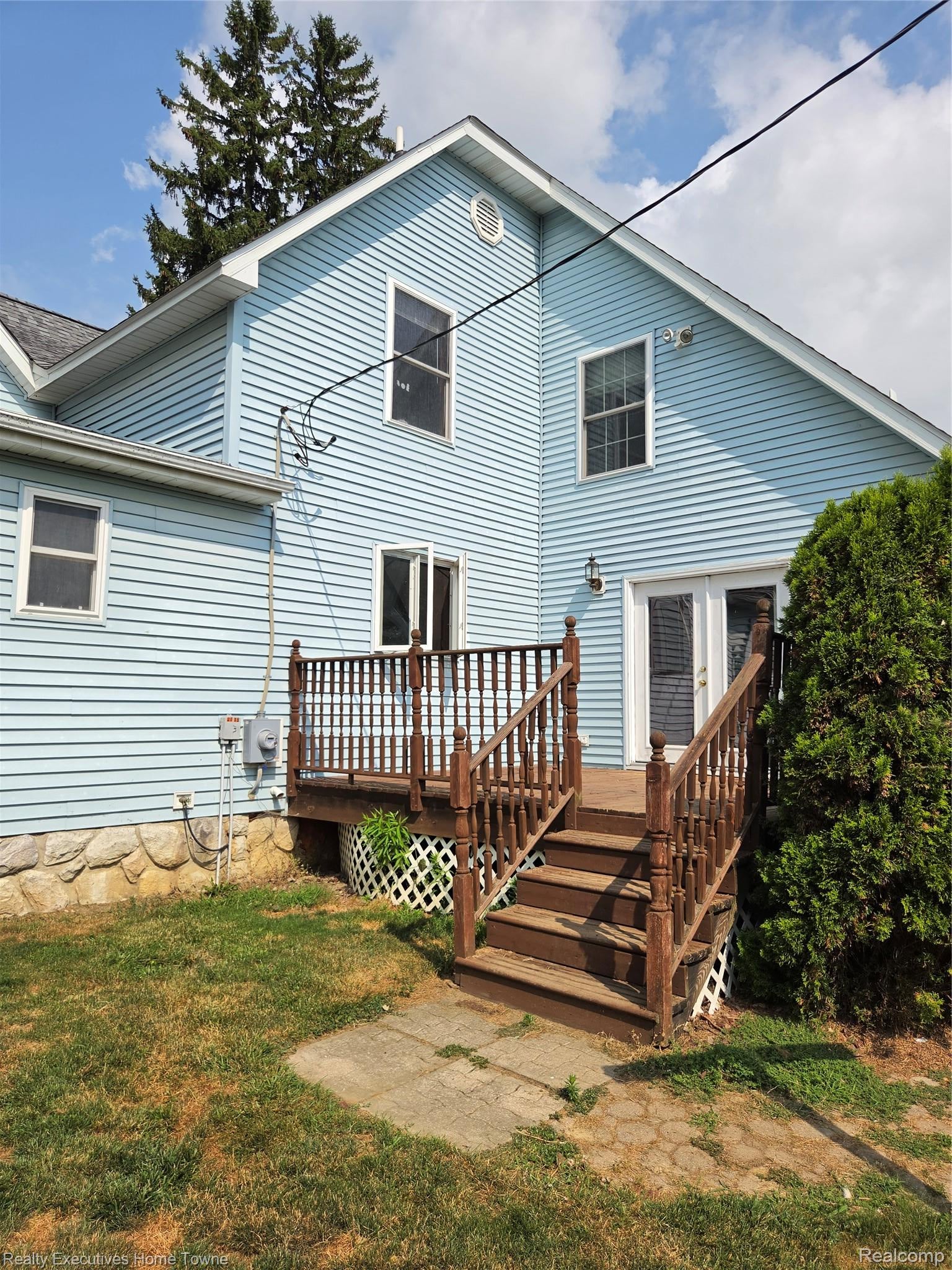 2715 Cash Road