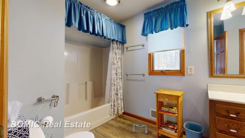 A home in VassarTownship_Tuscola
