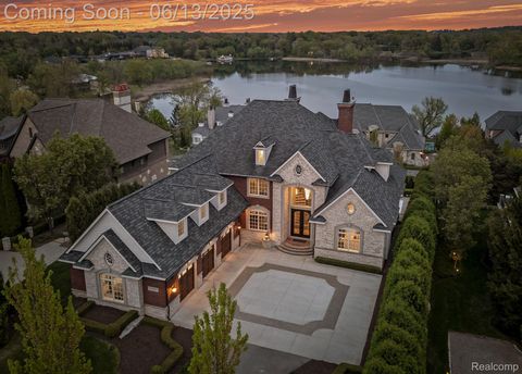 2750 Turtle Bluff Drive Bloomfield Hills City MI 48302