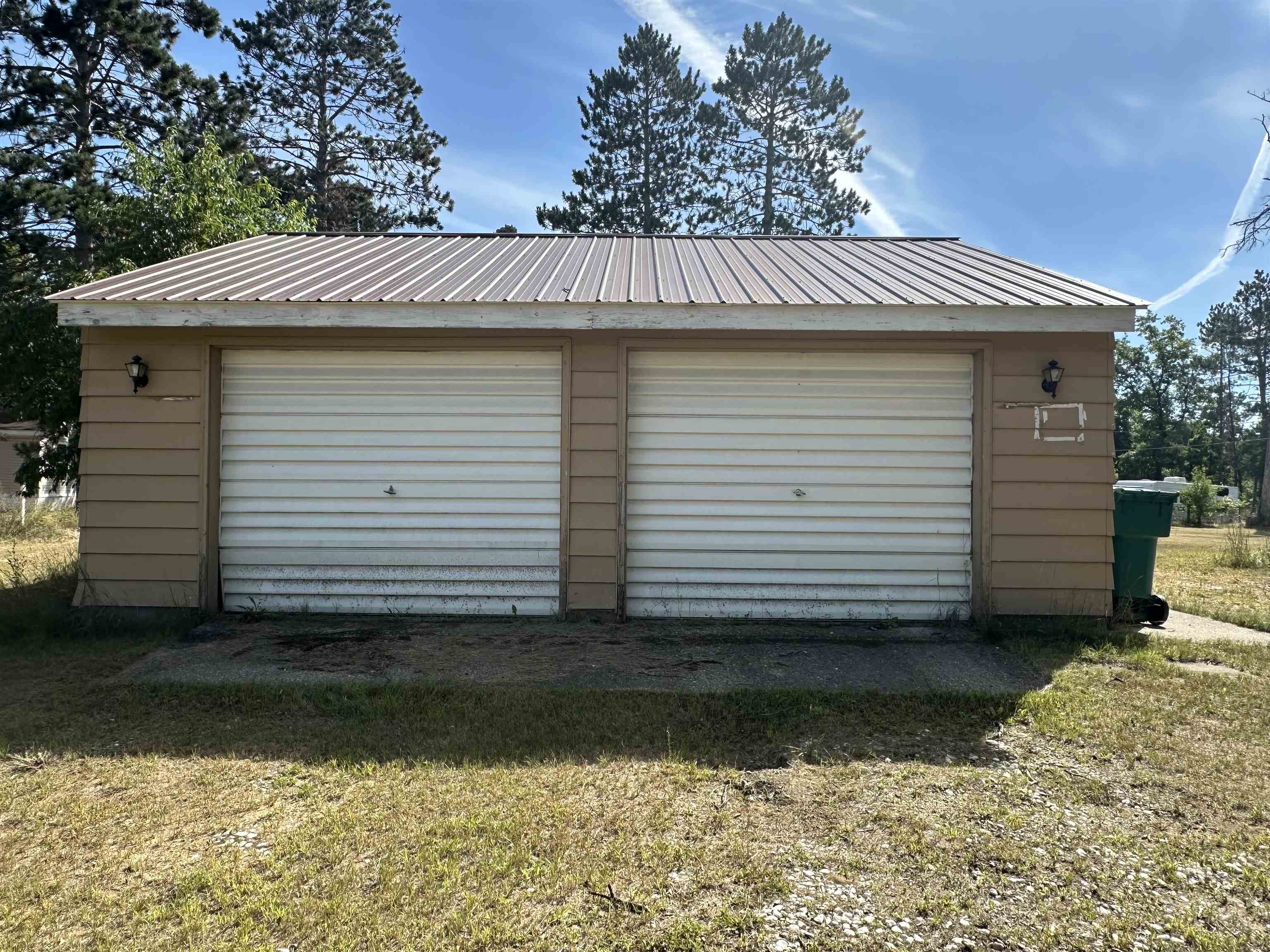 1693 Jill Janet Street