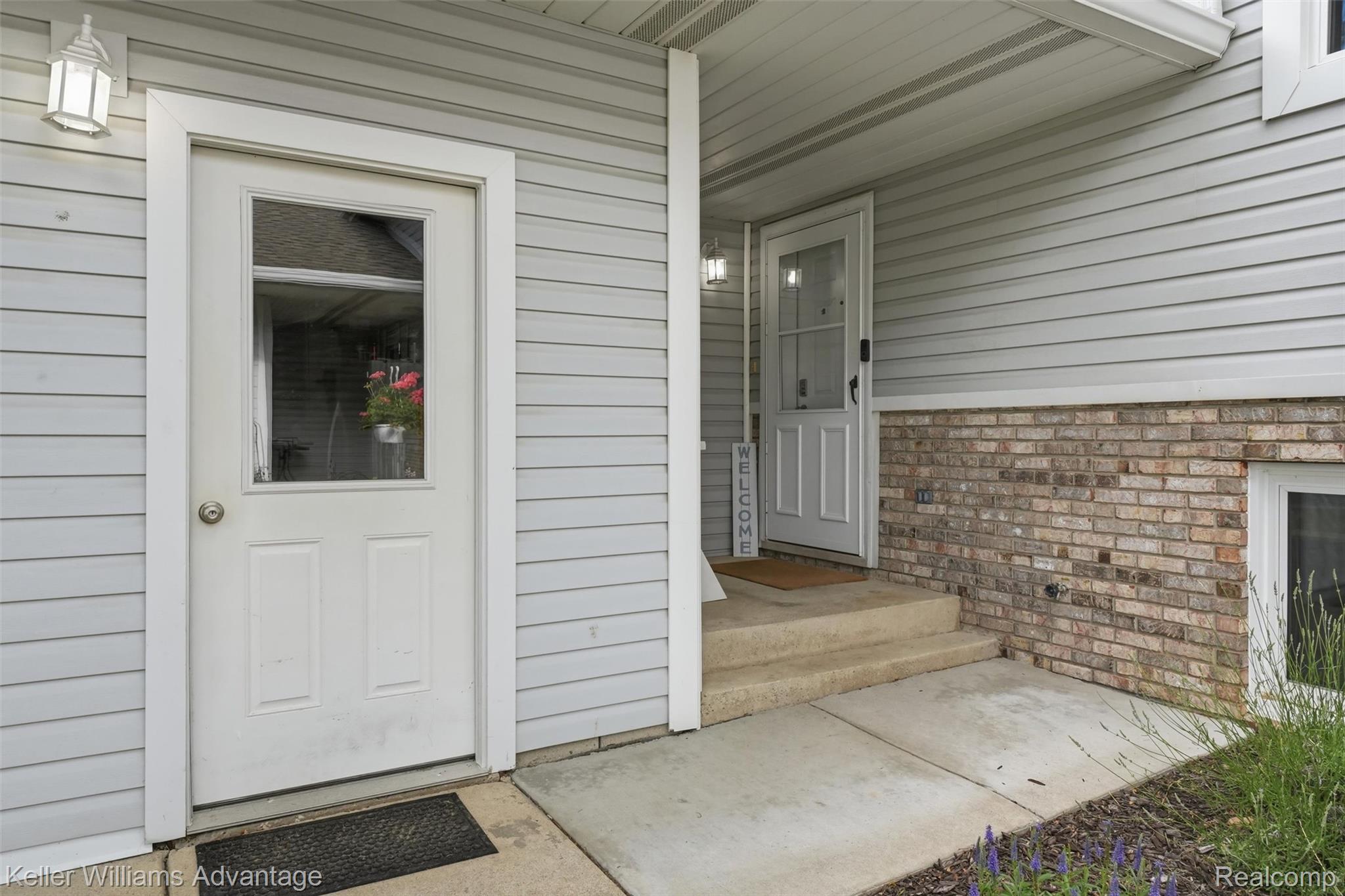 572 River Pointe Court
