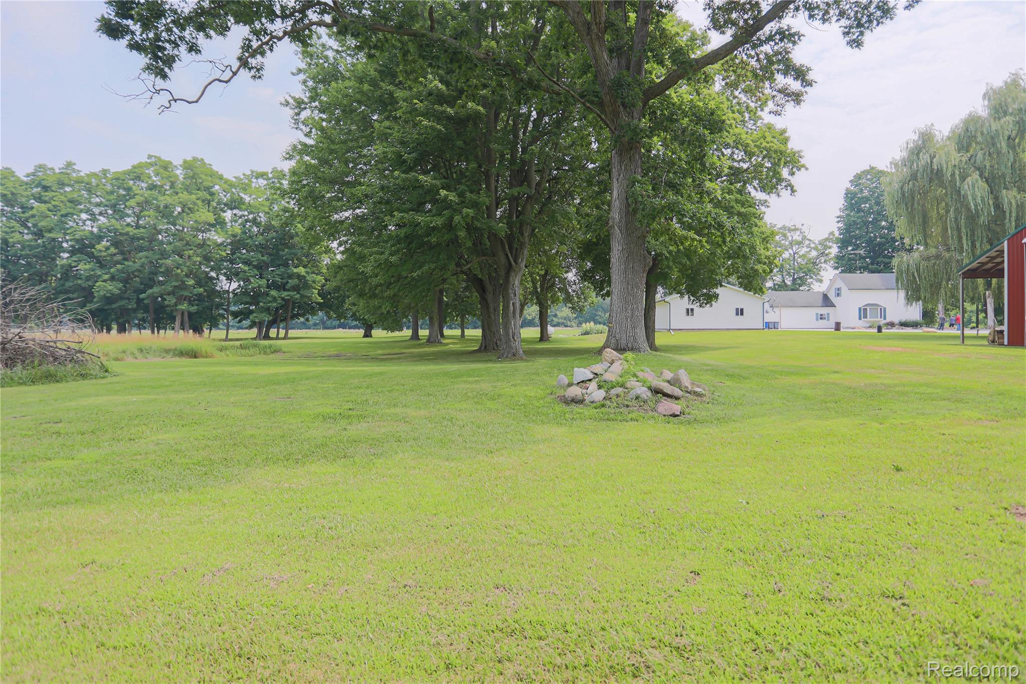 Clyde Township, Michigan 48049, United States, 3 Bedrooms Bedrooms, ,3 BathroomsBathrooms,Residential,Pending,182247