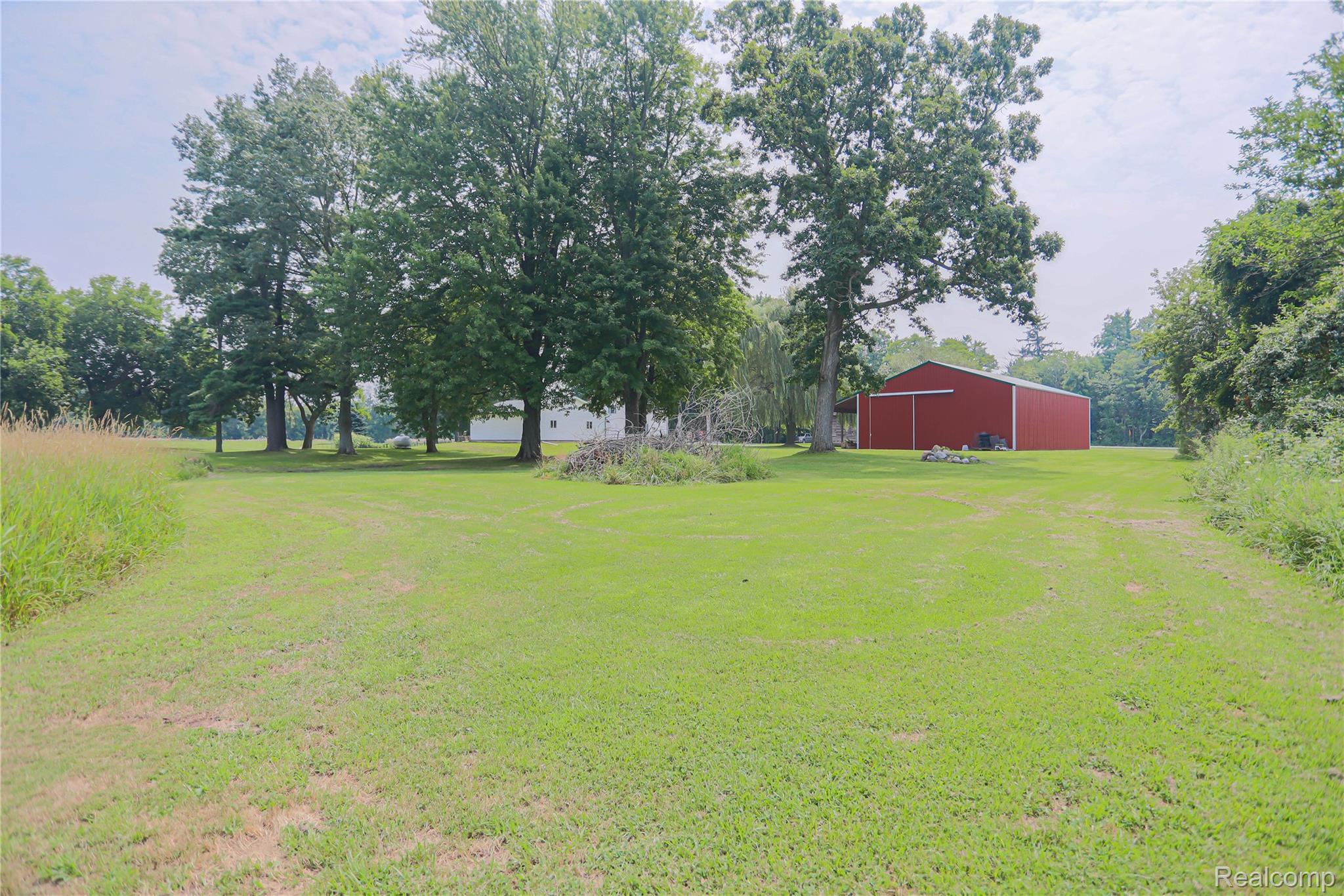 Clyde Township, Michigan 48049, United States, 3 Bedrooms Bedrooms, ,3 BathroomsBathrooms,Residential,Pending,182247