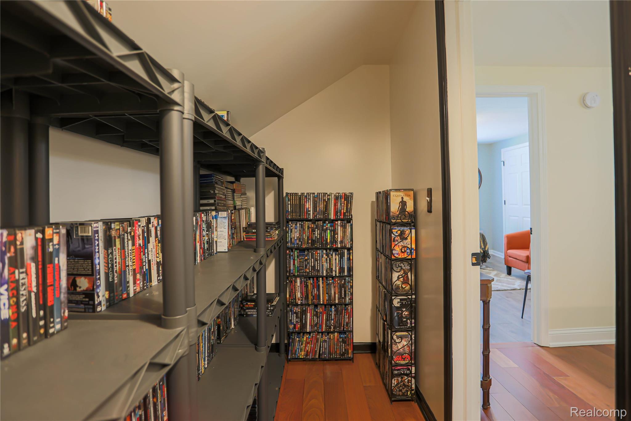 Clyde Township, Michigan 48049, United States, 3 Bedrooms Bedrooms, ,3 BathroomsBathrooms,Residential,Pending,182247