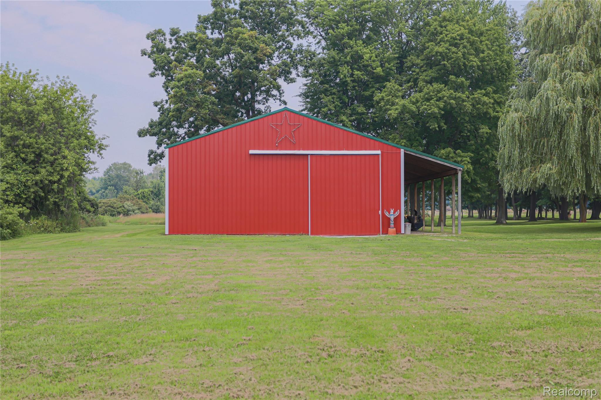 Clyde Township, Michigan 48049, United States, 3 Bedrooms Bedrooms, ,3 BathroomsBathrooms,Residential,Pending,182247