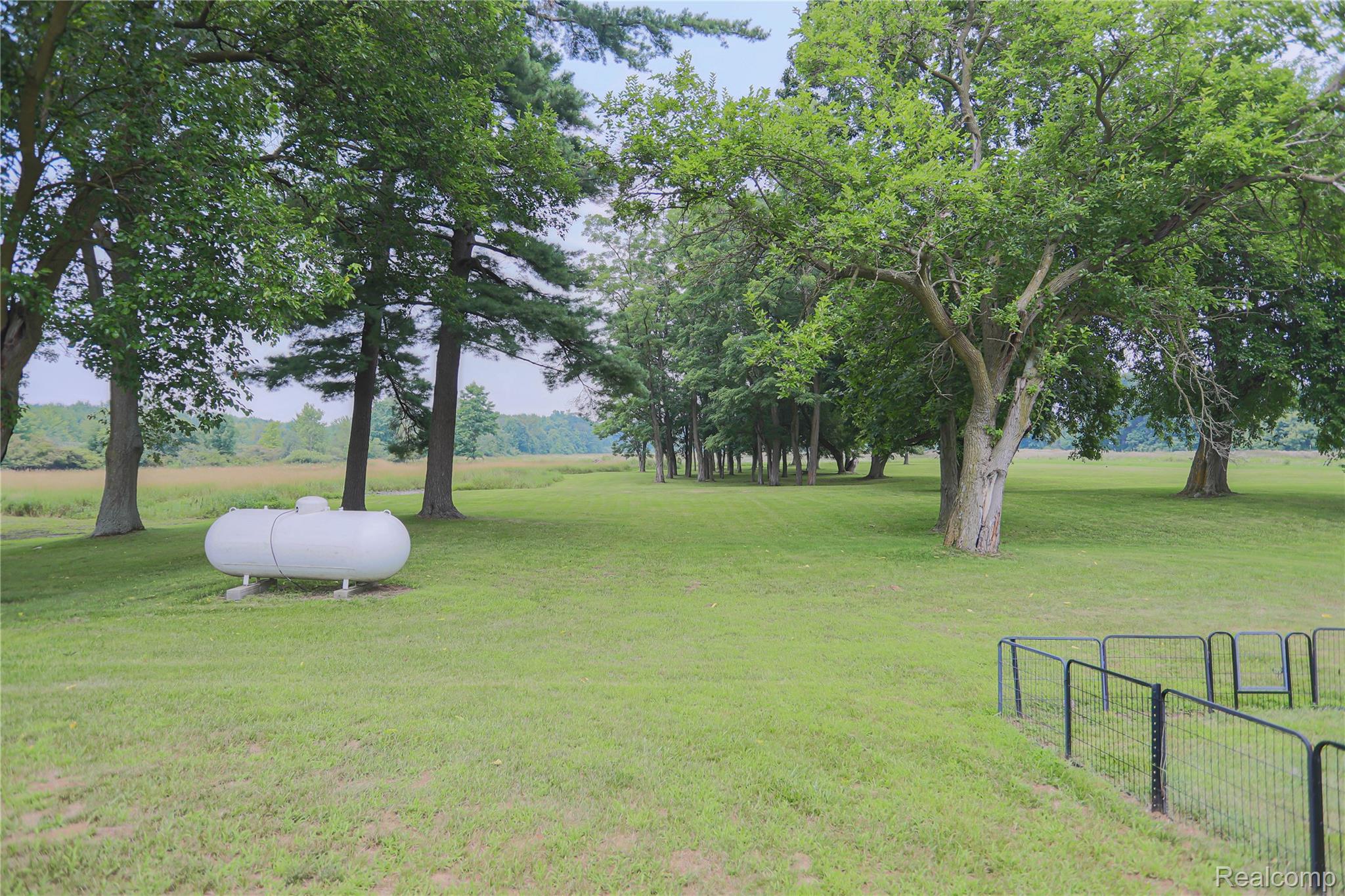 Clyde Township, Michigan 48049, United States, 3 Bedrooms Bedrooms, ,3 BathroomsBathrooms,Residential,Pending,182247