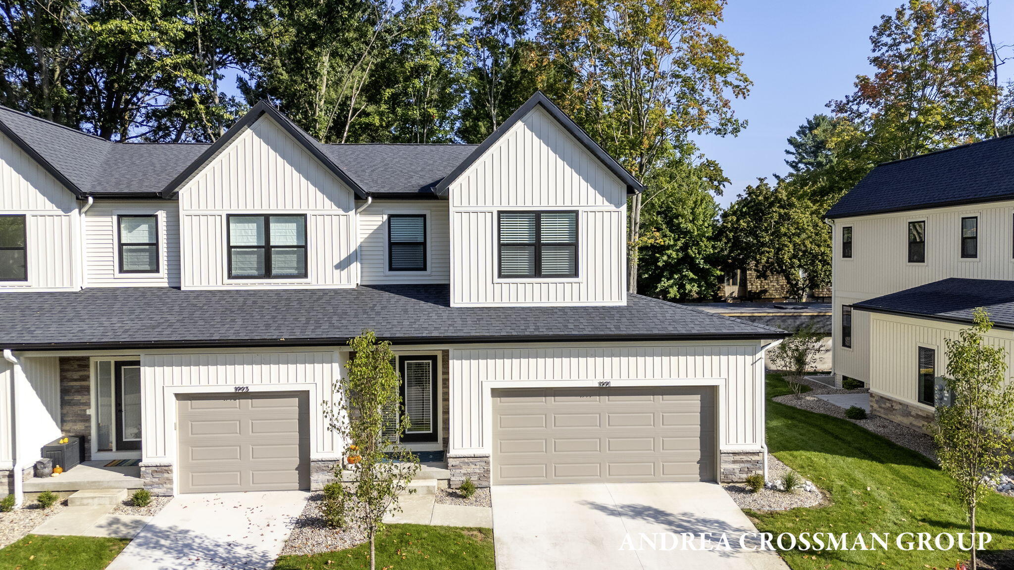 1991 N Shorewood Lane 4