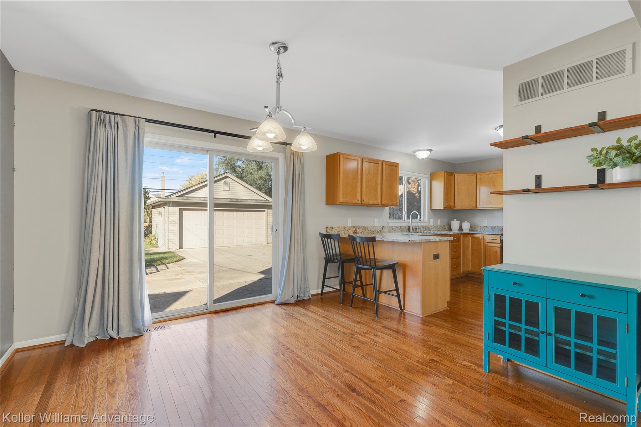 104 W Tacoma Street