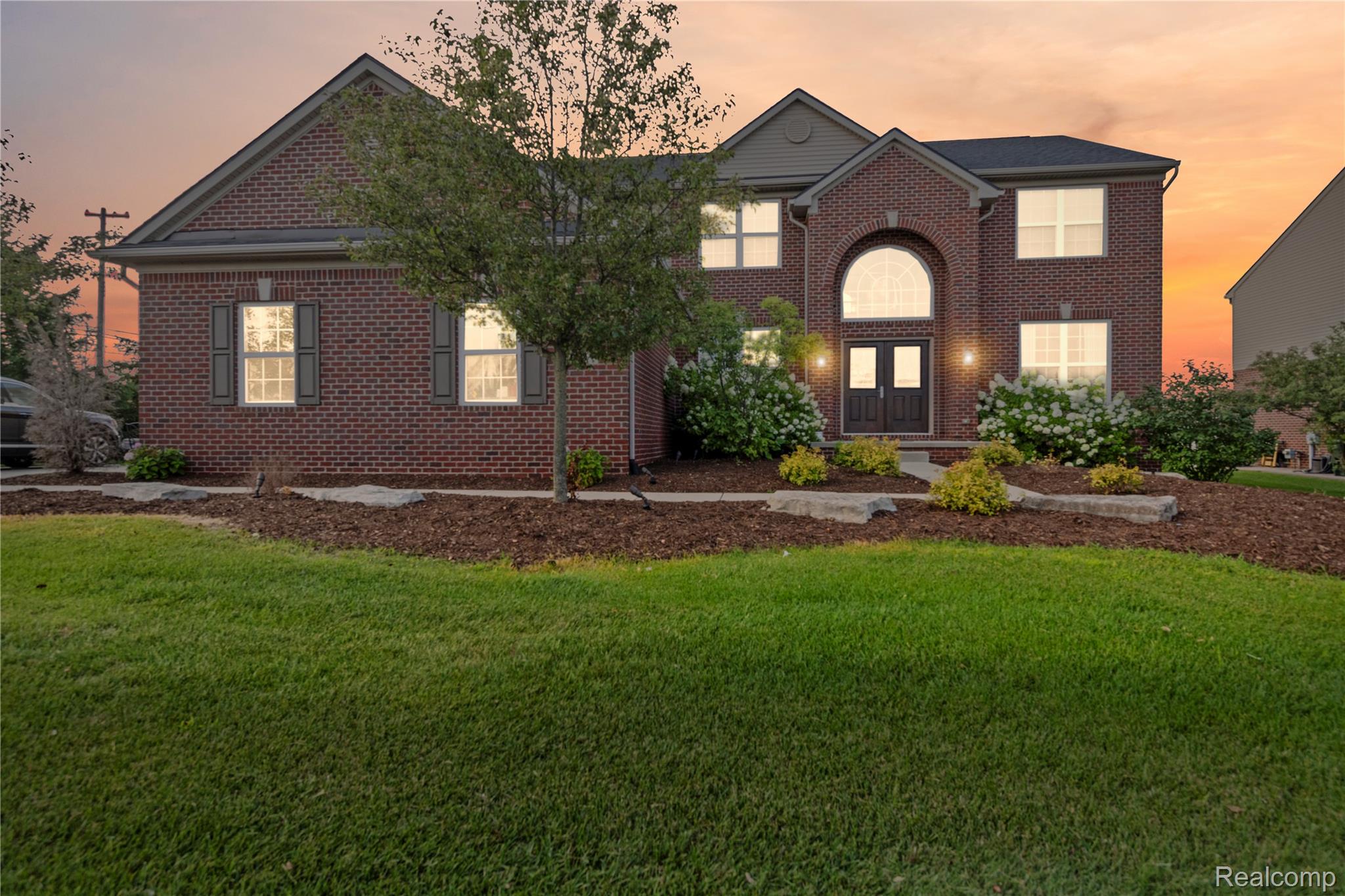 1917 Ravenhill Drive