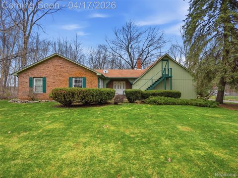 11430 Big Lake Road Clarkston City MI 48350