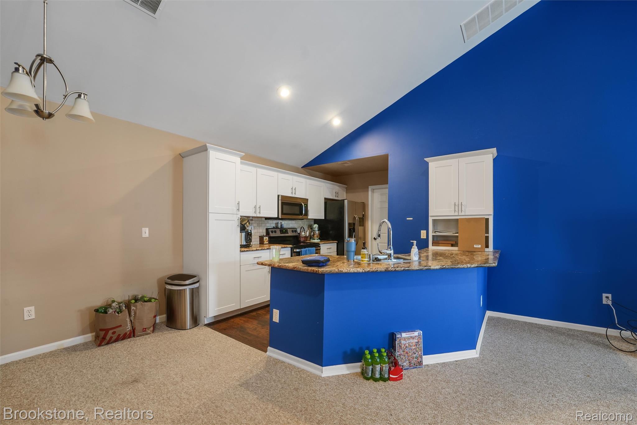 610 Olde English Circle