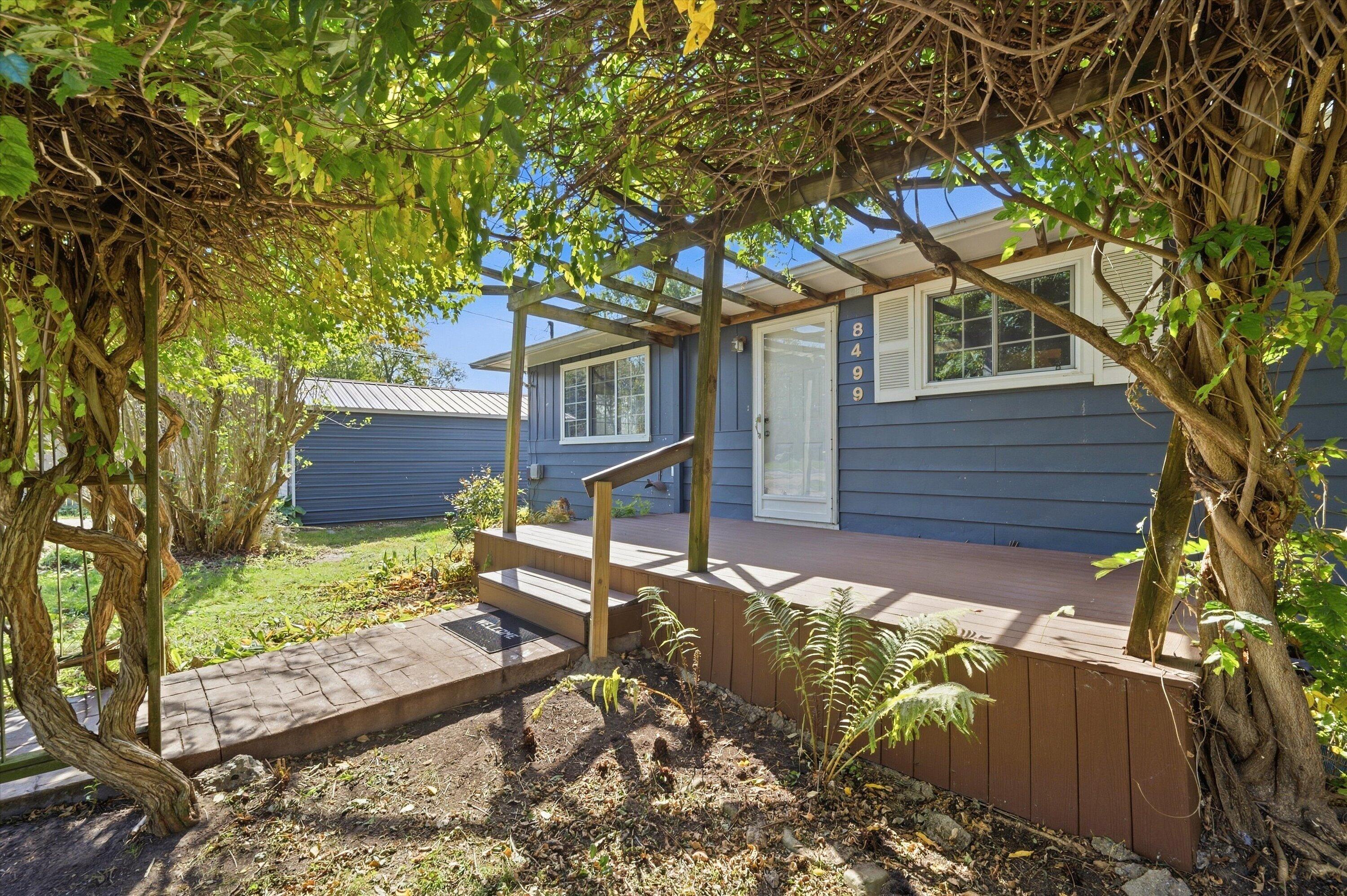 8499 Huron River Drive