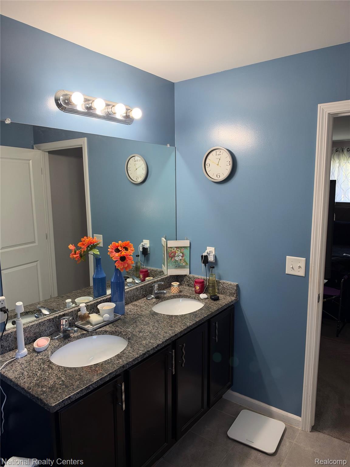 6166 Inverness Court