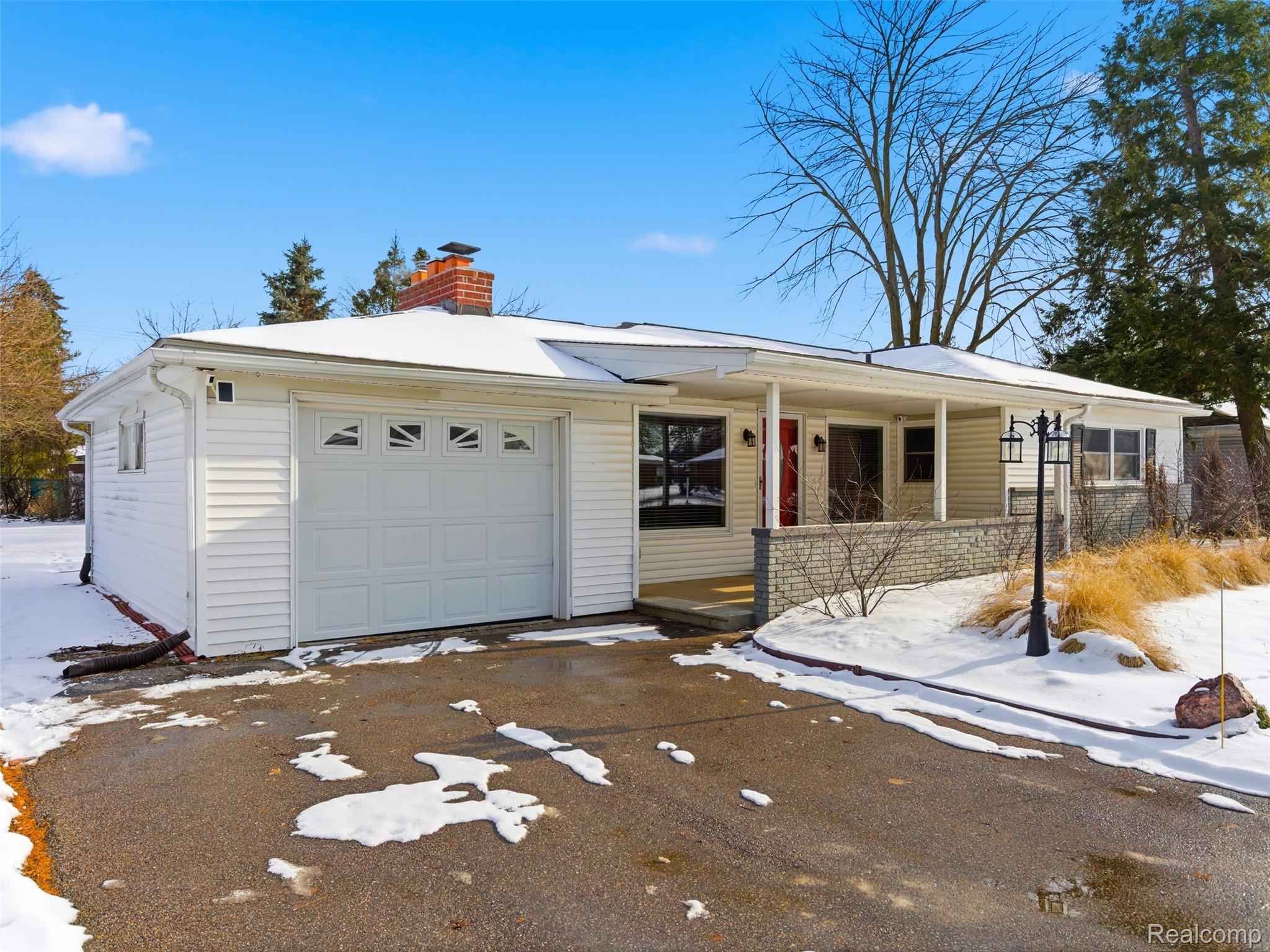 48940 Cardinal Street