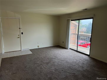 34673 Clarkson Drive E 78 Fraser City MI 48026