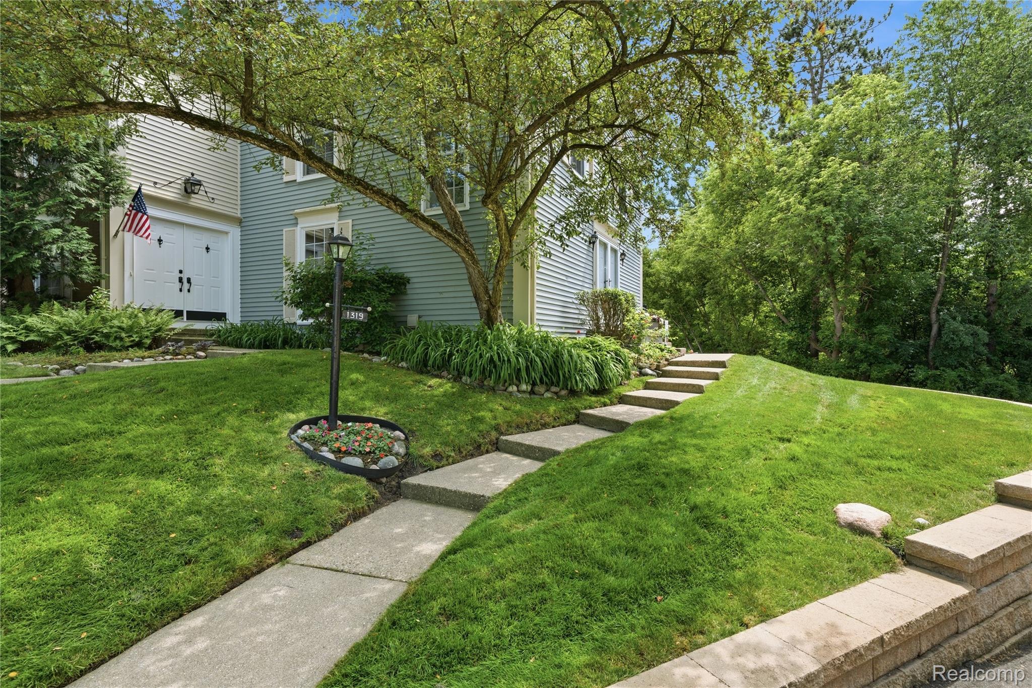 1319 Wagon Wheel Lane