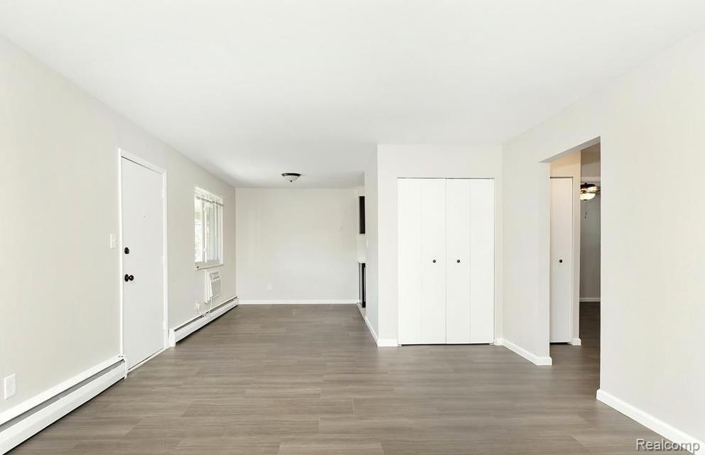 3330 GREENFIELD Road 22