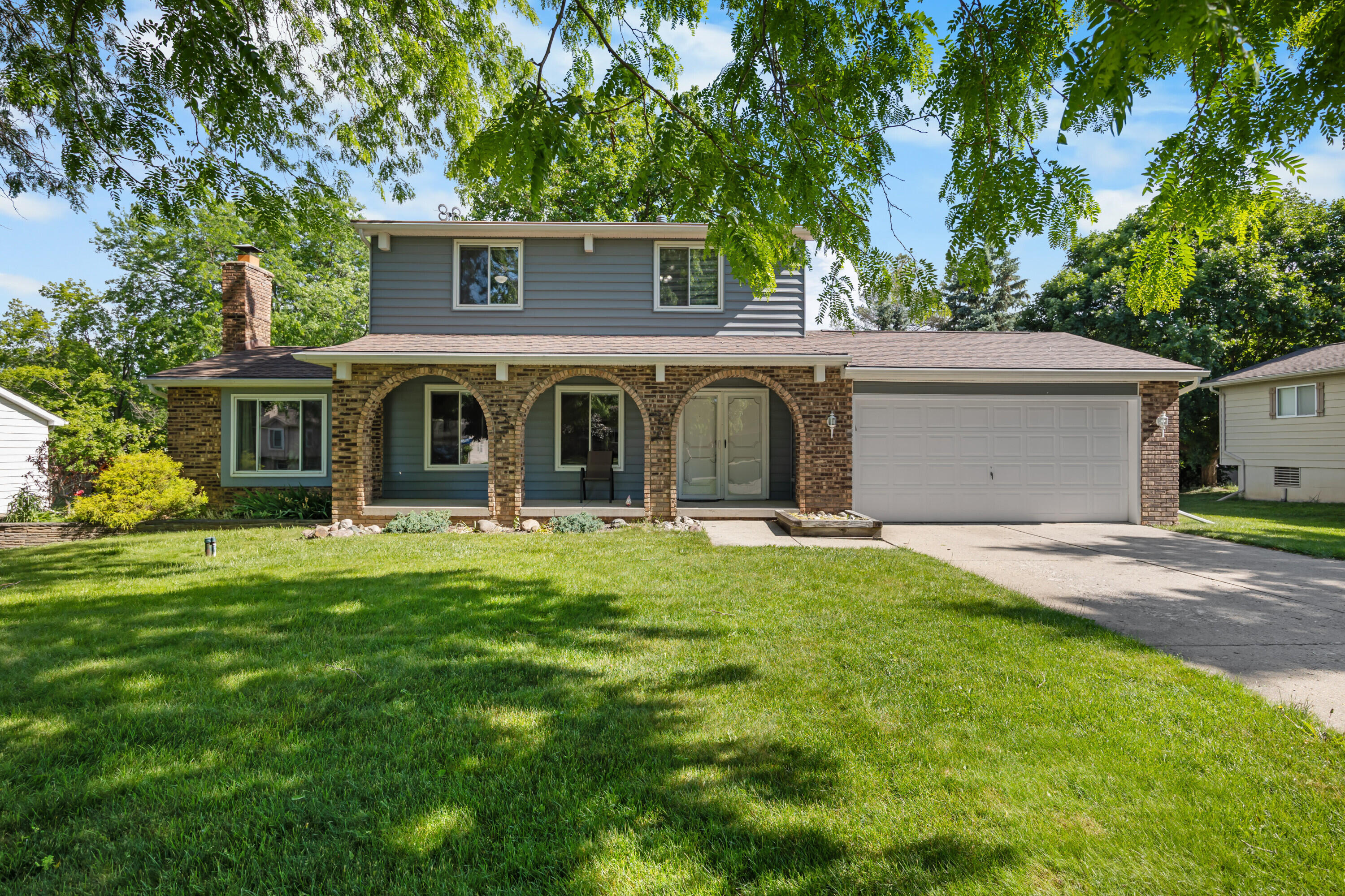 1121 Hollyhock Drive