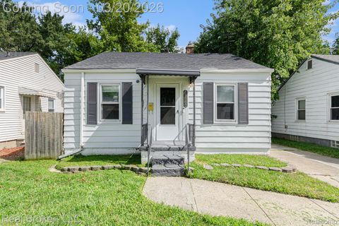 18565 Kenosha Street Harper Woods City MI 48225