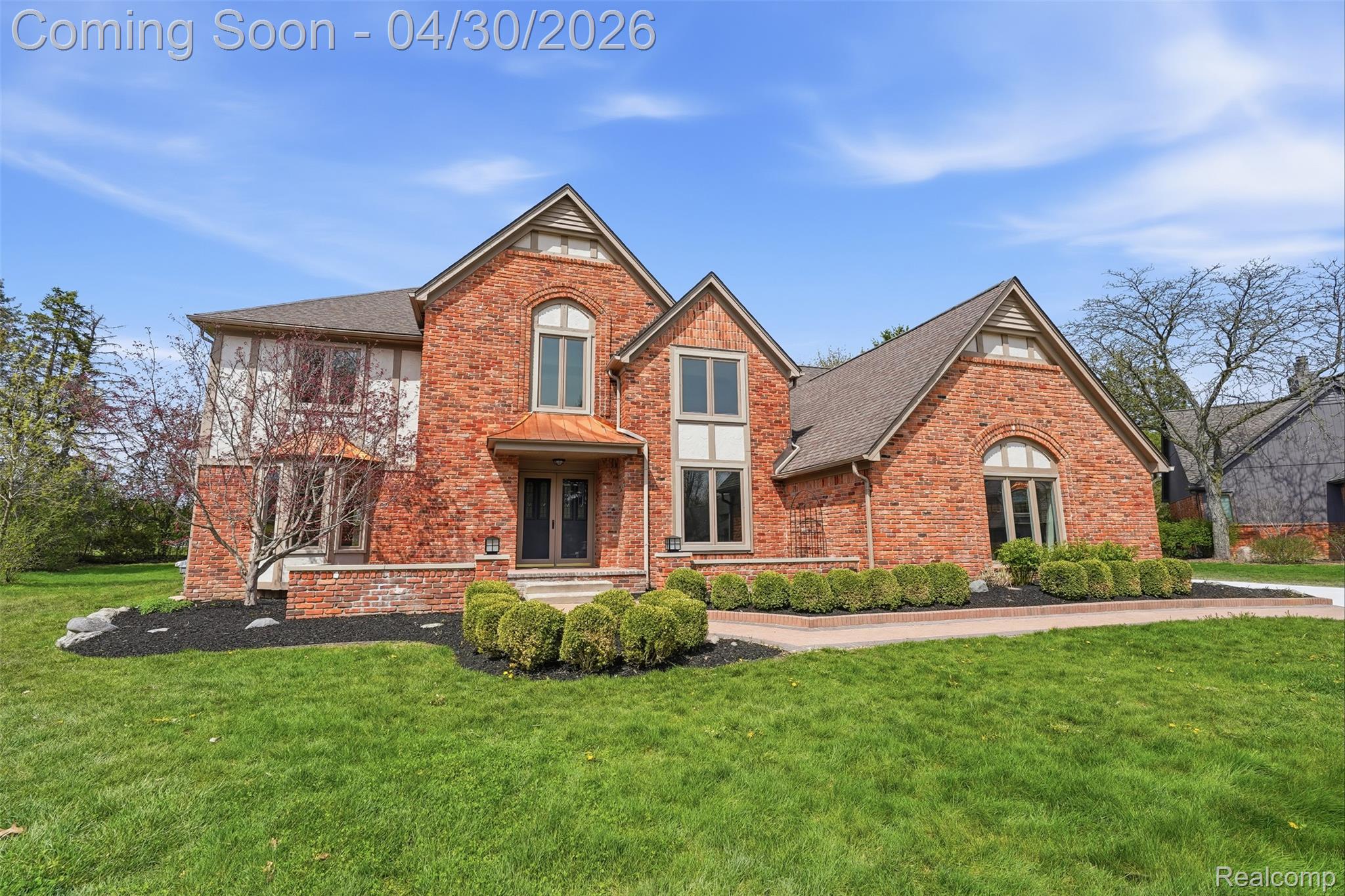 1906 Independence Court