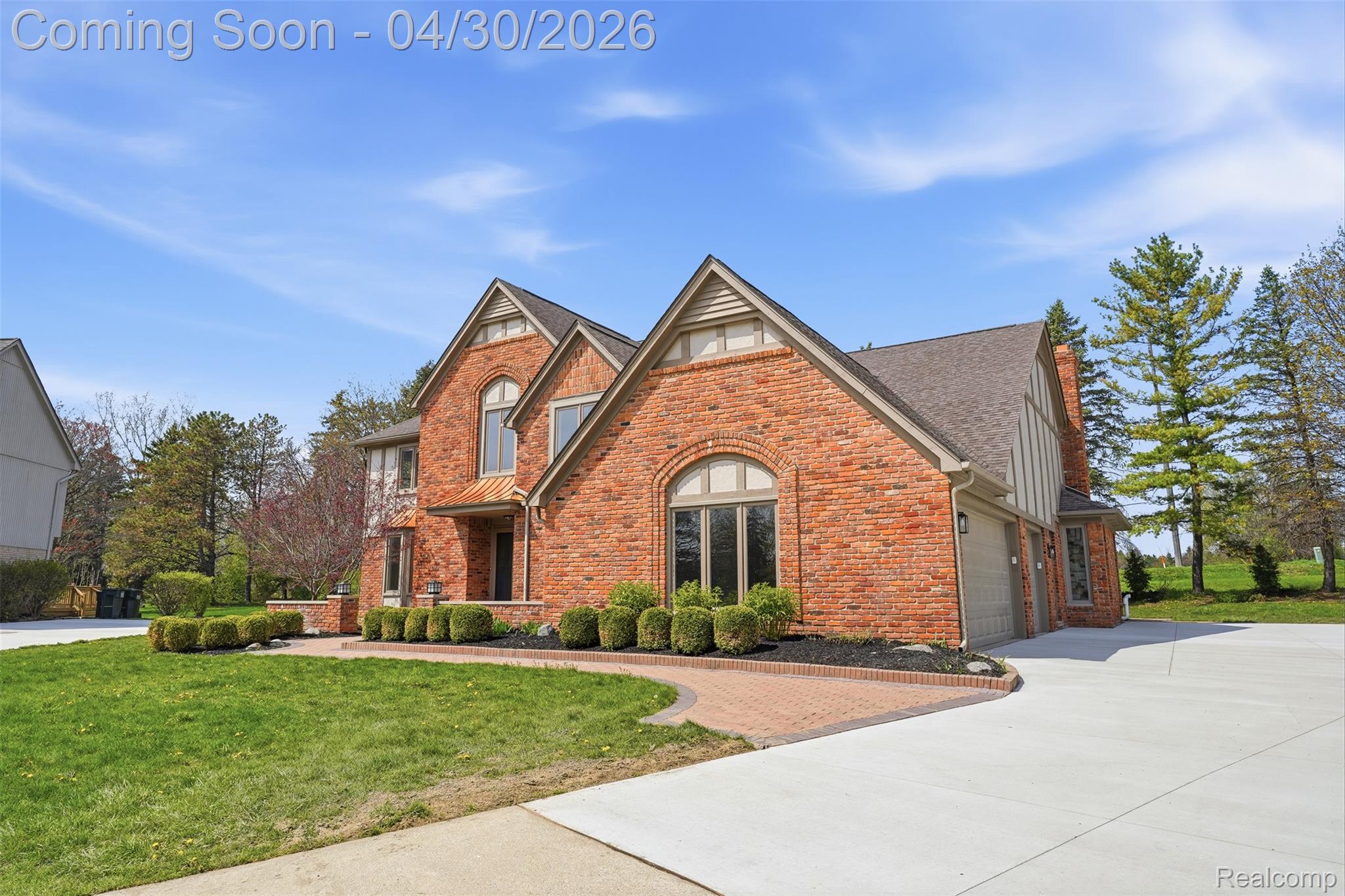 1906 Independence Court