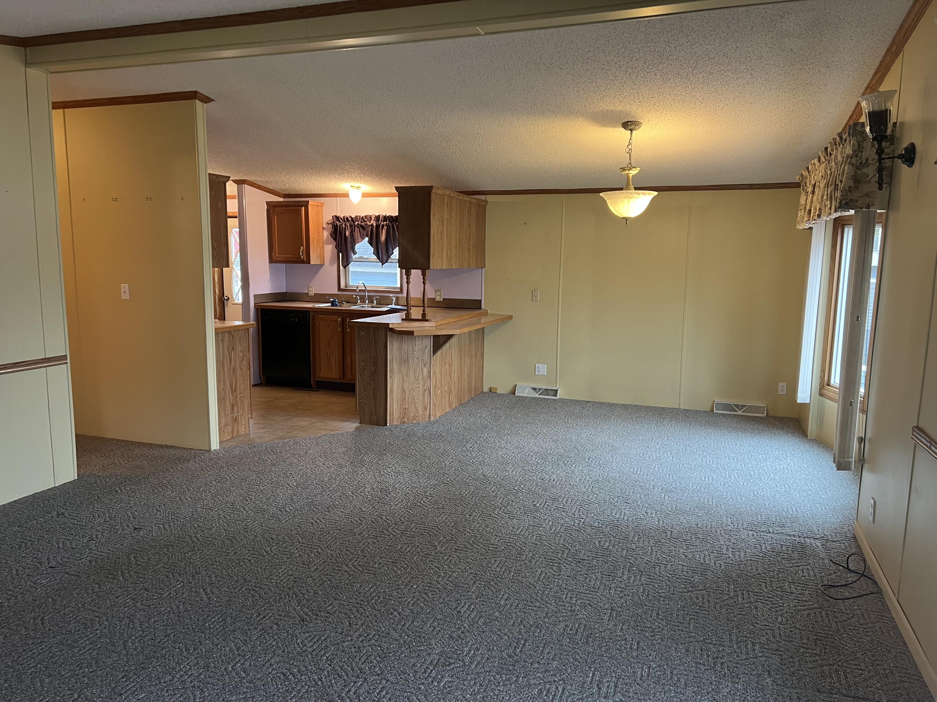 12515 S Rosemary Avenue