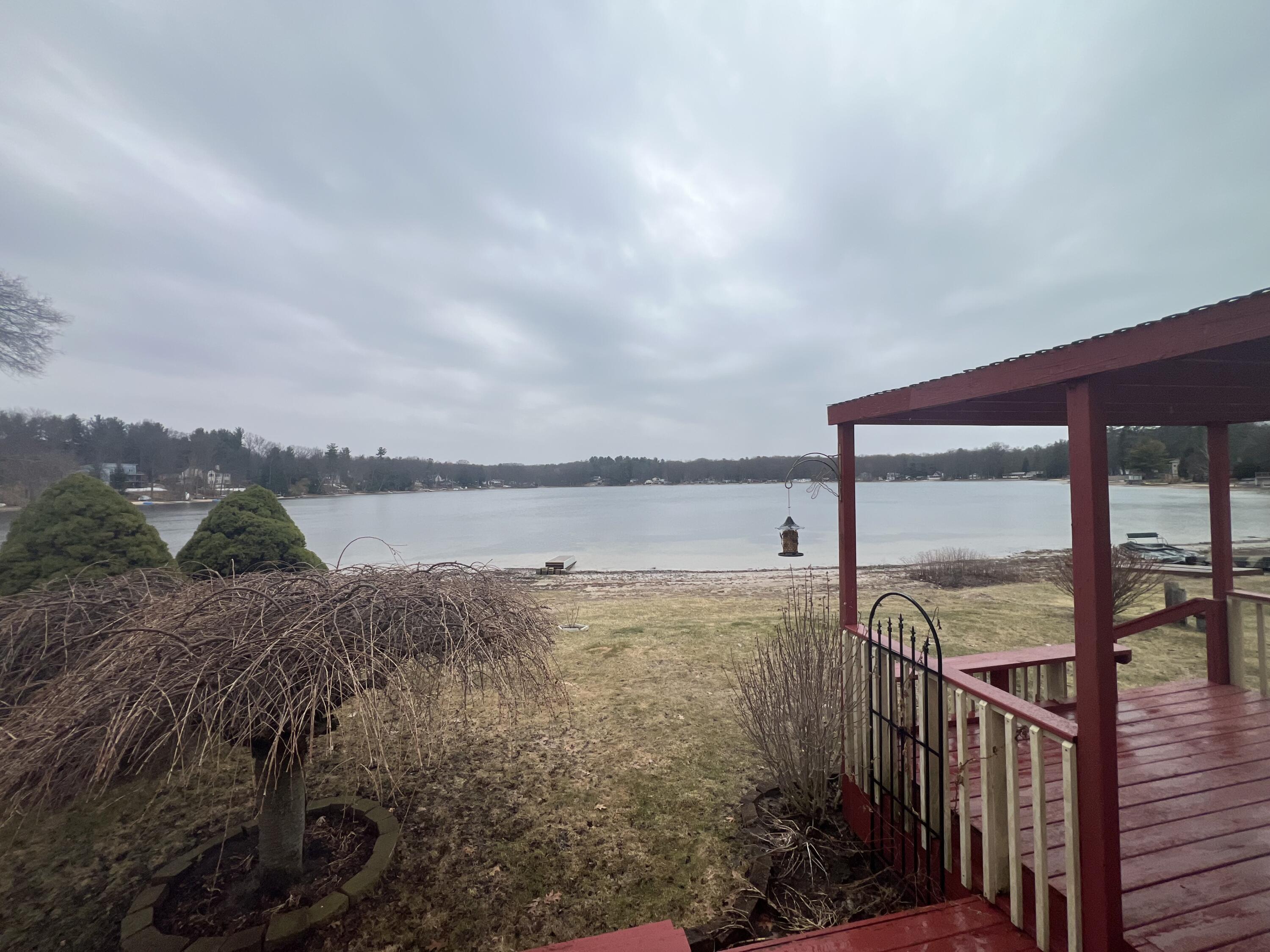 12515 S Rosemary Avenue