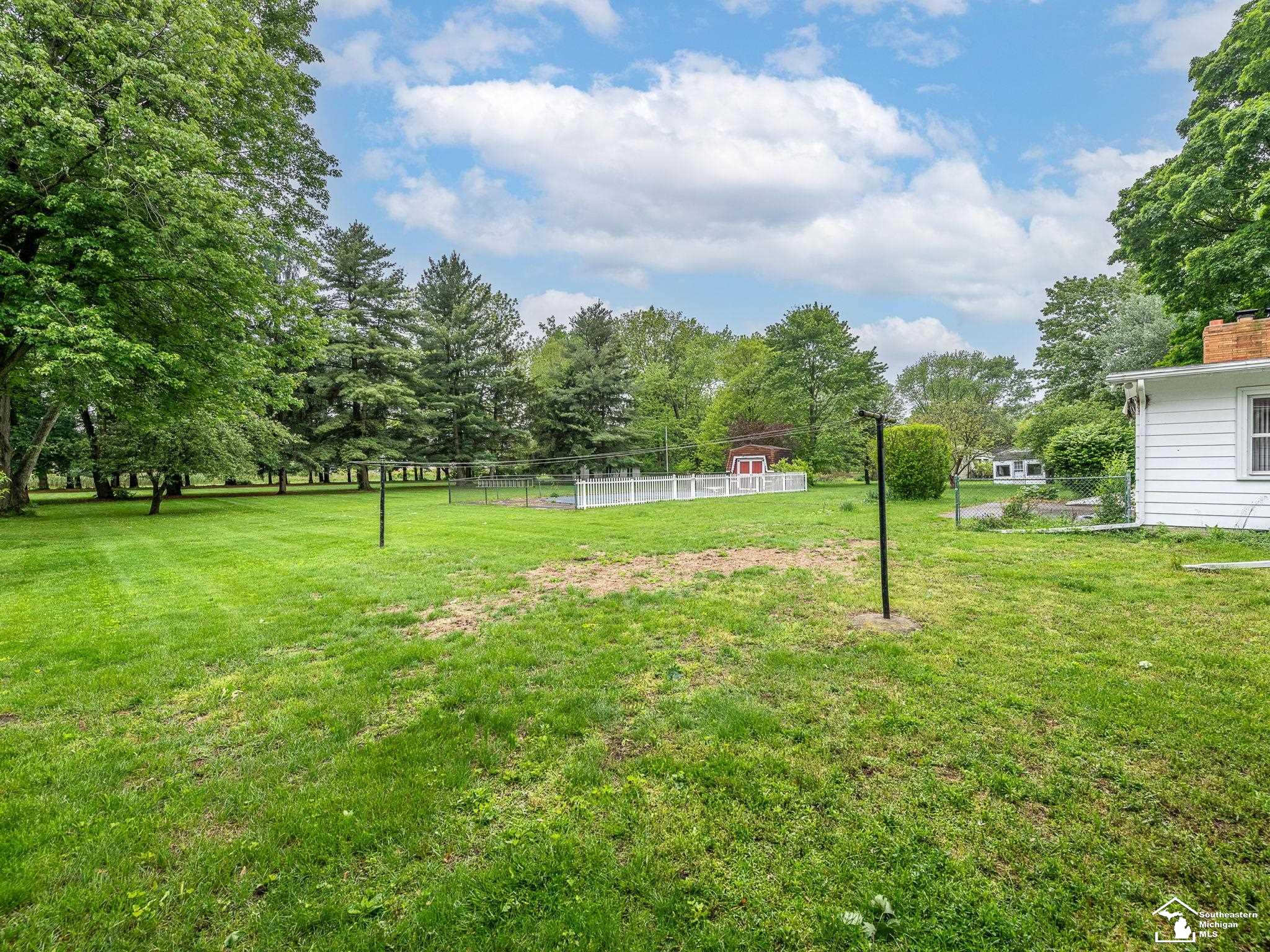 Whiteford Township, Michigan 49267, United States, 4 Bedrooms Bedrooms, ,2 BathroomsBathrooms,Residential,Pending,129617