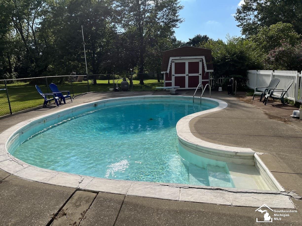 Whiteford Township, Michigan 49267, United States, 4 Bedrooms Bedrooms, ,2 BathroomsBathrooms,Residential,Pending,129617