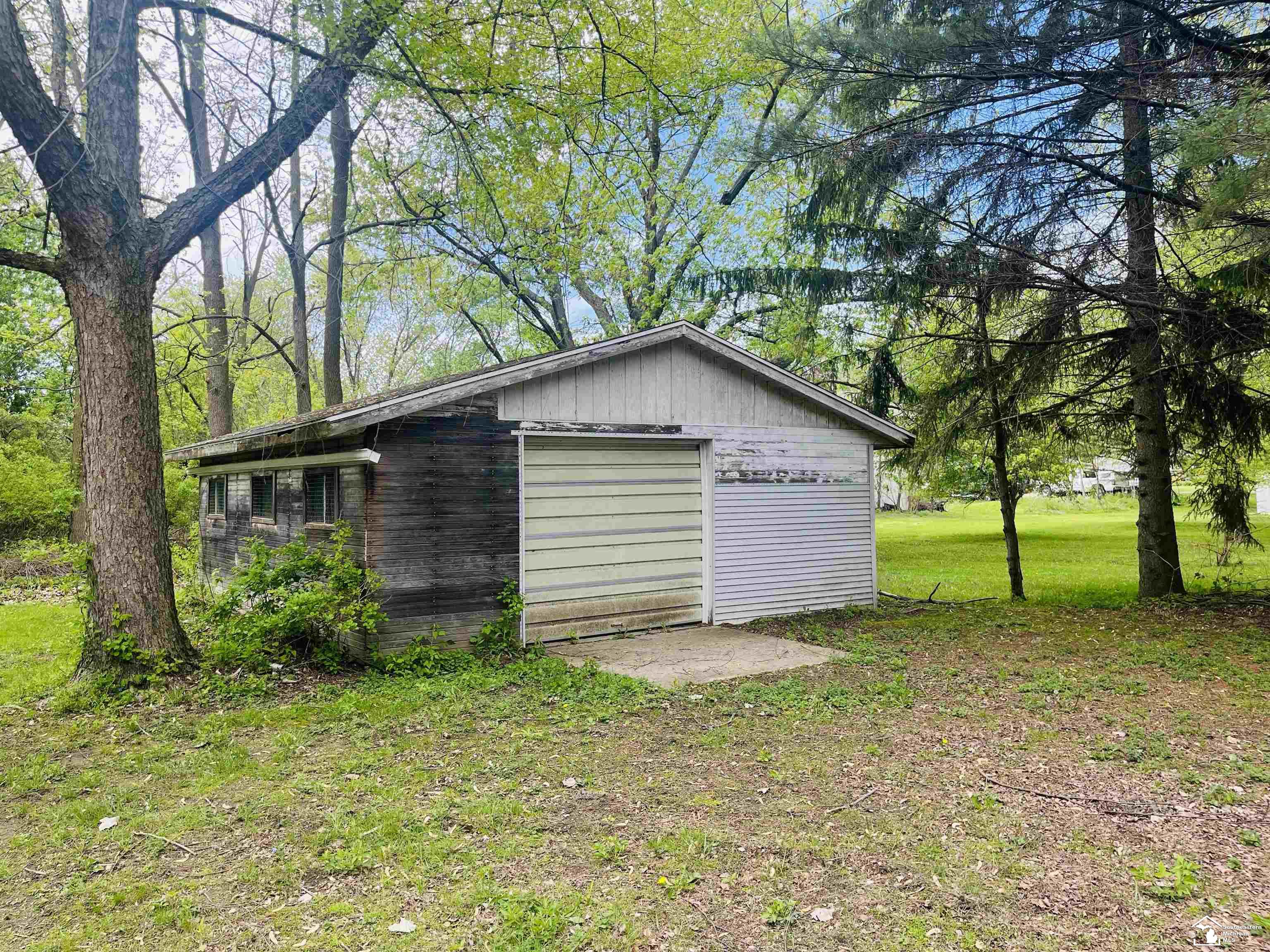 Whiteford Township, Michigan 49267, United States, 4 Bedrooms Bedrooms, ,2 BathroomsBathrooms,Residential,Pending,129617