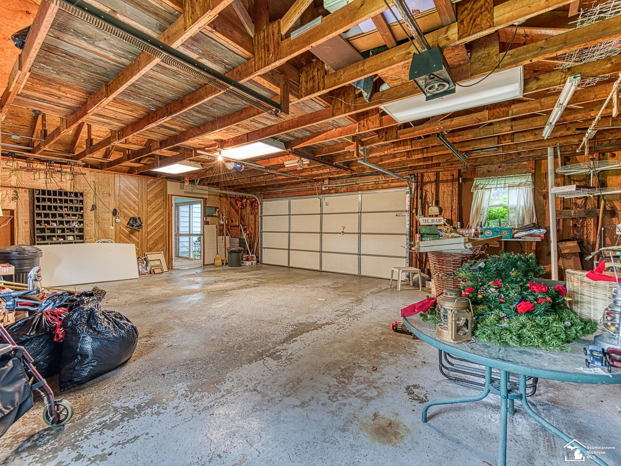 Whiteford Township, Michigan 49267, United States, 4 Bedrooms Bedrooms, ,2 BathroomsBathrooms,Residential,Pending,129617