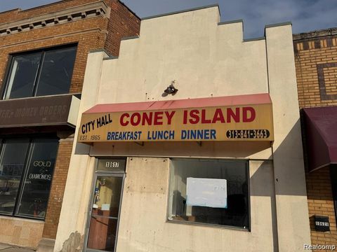 10617 W JEFFERSON Avenue River Rouge City MI 48218