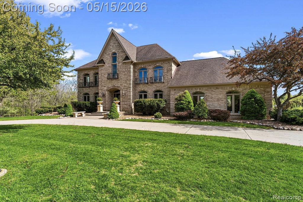 7374 Fox Hill Lane