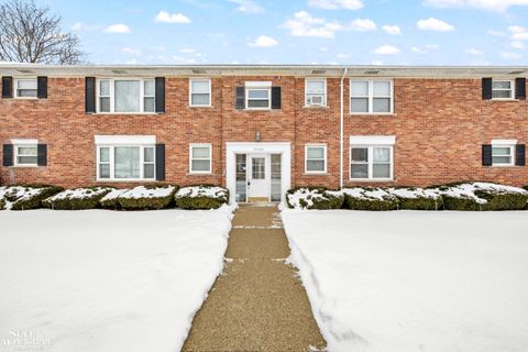 17590 Mack Avenue Grosse Pointe City MI 48230