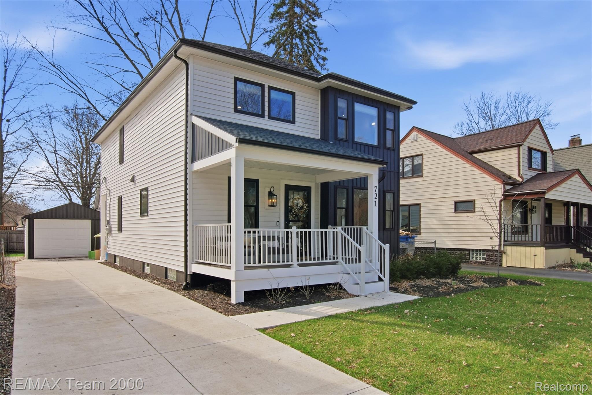 721 N Alexander Avenue
