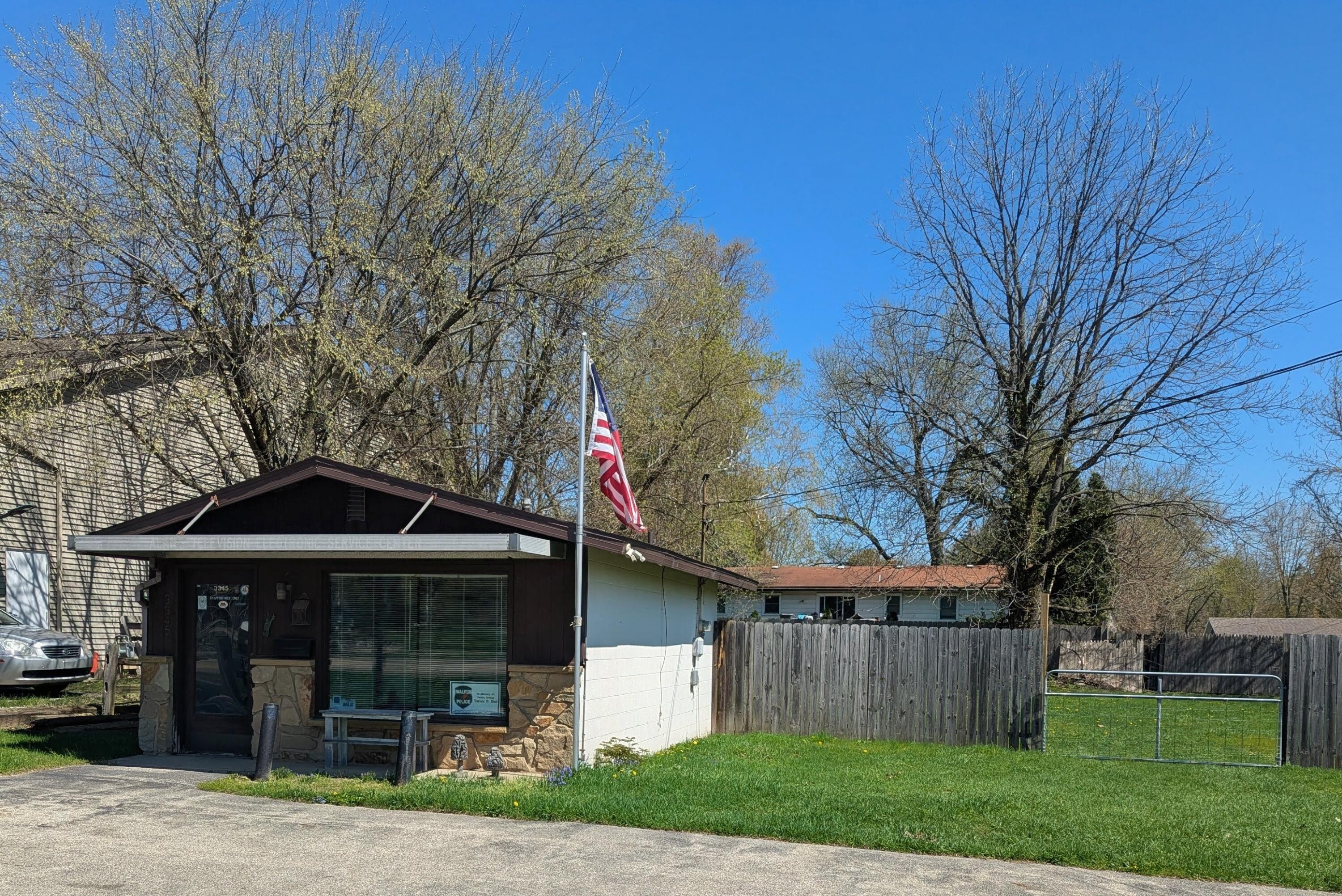 3345 Remembrance Road NW