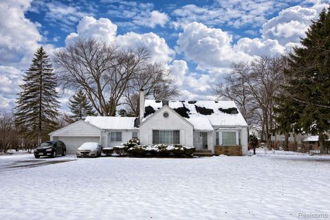 18510 George Washington Drive Southfield City MI 48075