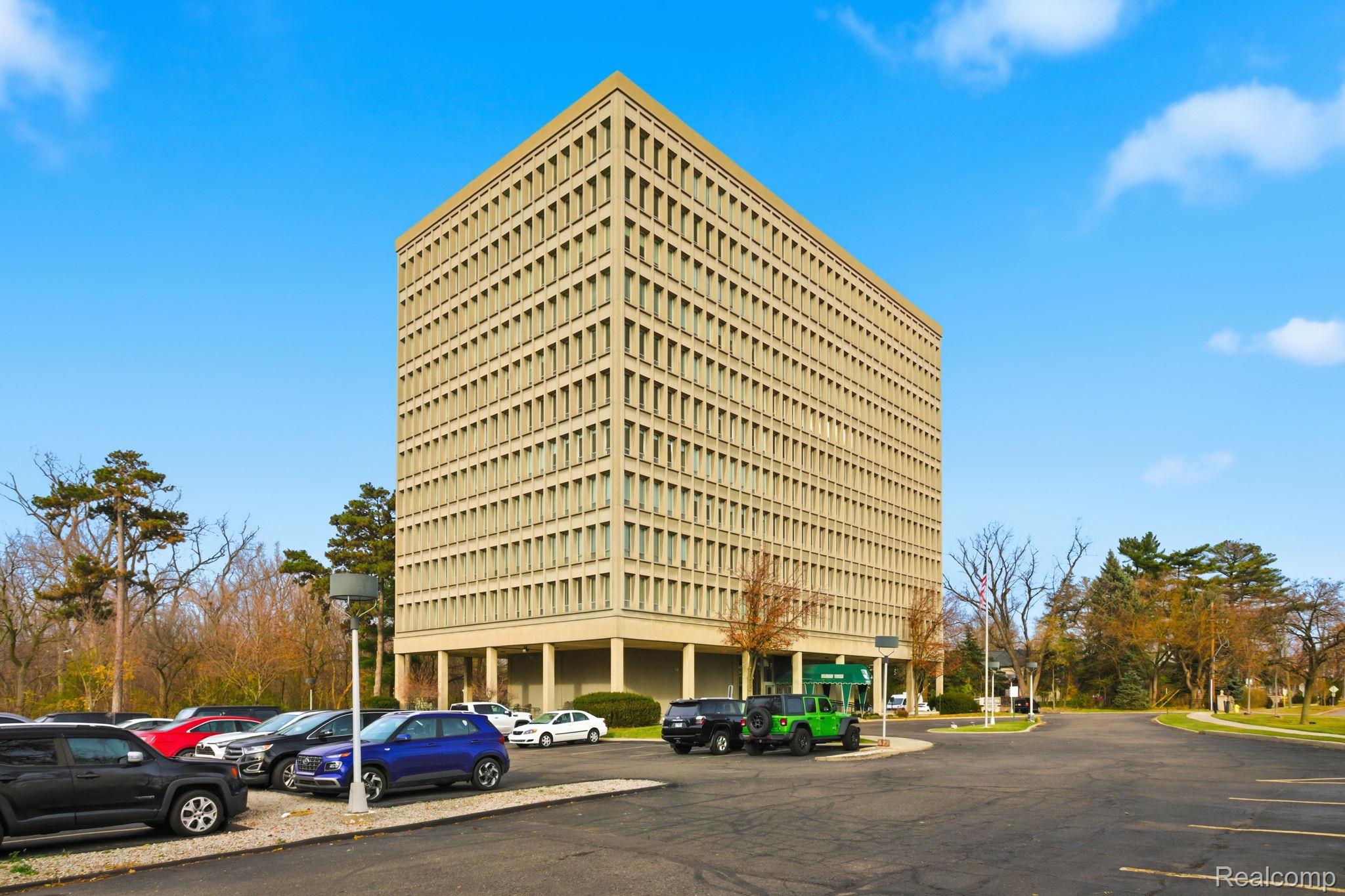 22700 Garrison Street 606