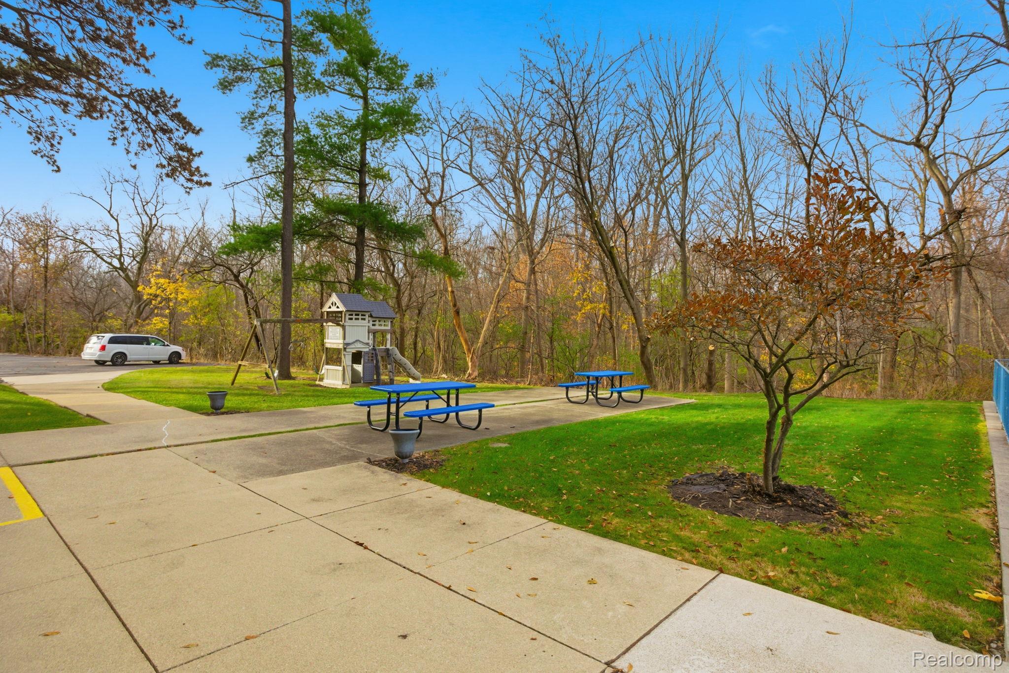 22700 Garrison Street 606